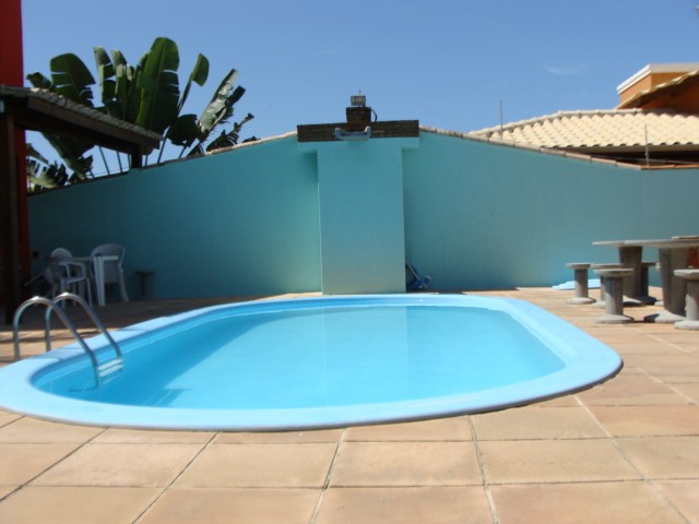 Foto 1 - Vendo casa com piscina